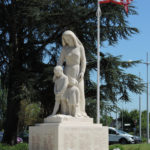 Monument aux morts Le Neubourg